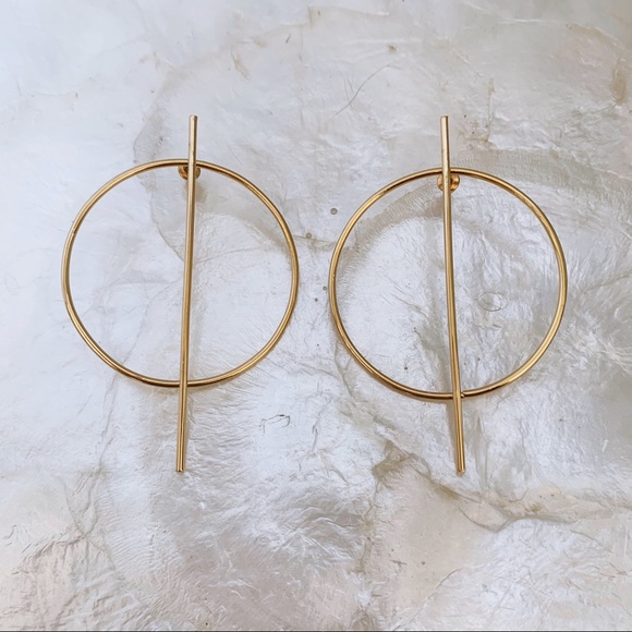 Gold Tone Large Circle Line Graphic Earring - Picture 3 of 6